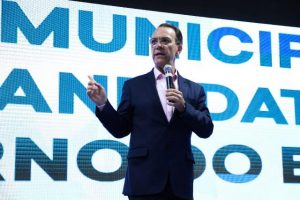 Décio é única candidato a receber Termo de Compromisso com ...