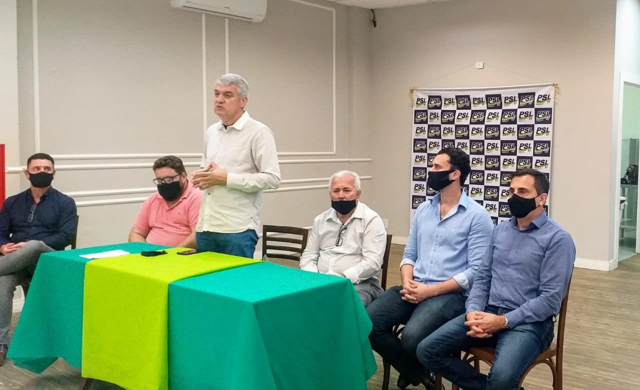 psl de palho a apresenta lauri garcia como pr candidato a psl de palho a apresenta lauri garcia como pr candidato a