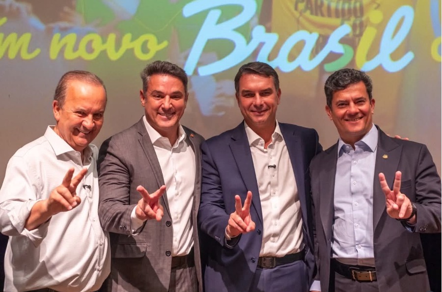 Jorginho Mello, Luciano Zucco, Flávio Bolsonaro e Sergio Moro. (Foto: Marllon Legnaghi/PL).